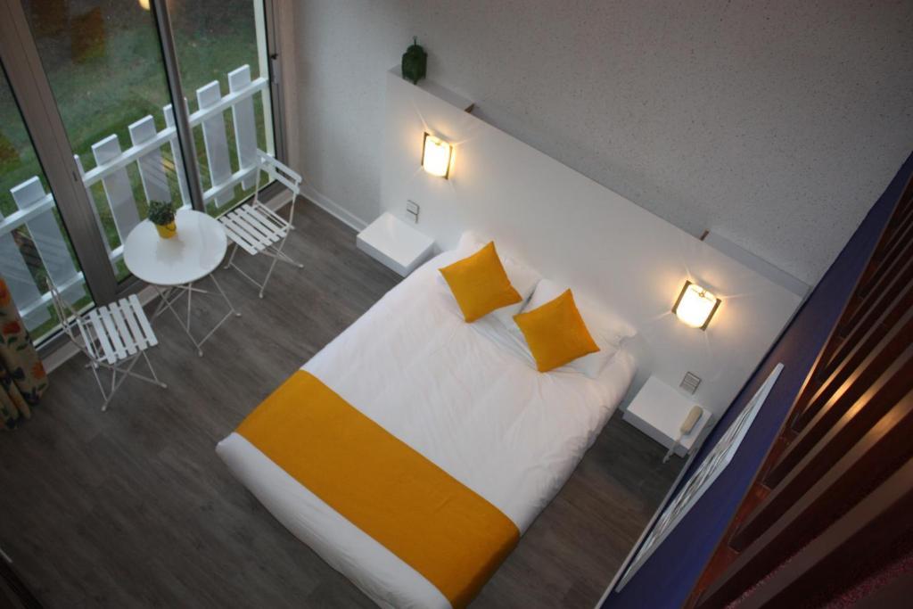 Latitude Ouest Hotel Restaurant & Spa Locronan Quarto foto